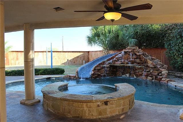 1st image of 6754 Fossil Park Ct