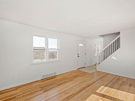 5th image of 142 Gardenia Dr