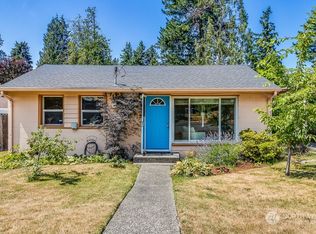 3712 NE 7th St, Renton, WA 98056