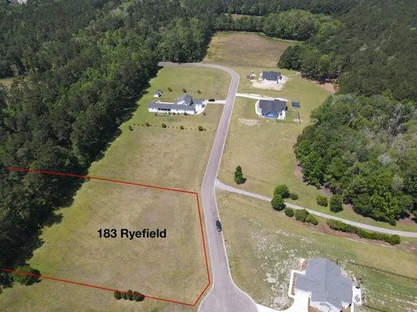 183 Ryefield Ln, Ridgeville, SC 29472