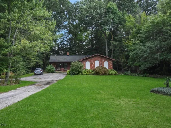 10654 Prouty Rd, Painesville, OH 44077