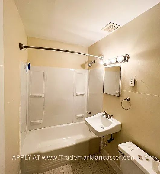 132 College Ave #1 — Photo 9