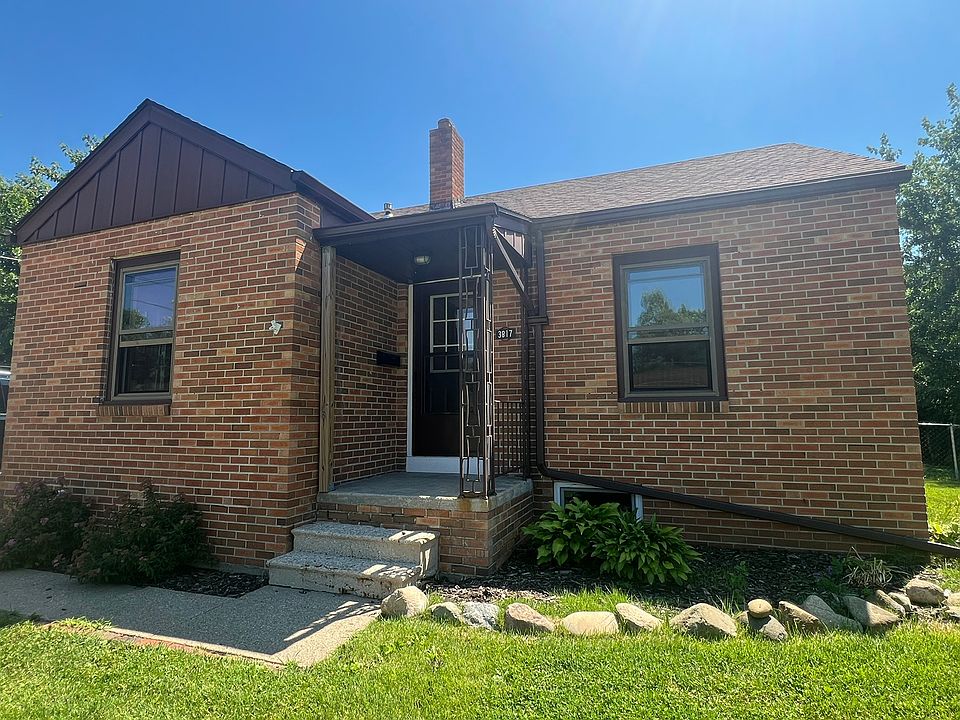 1st image of 3817 B Ave NE