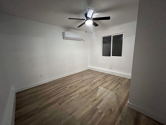 4th image of 17503 Sherman Way