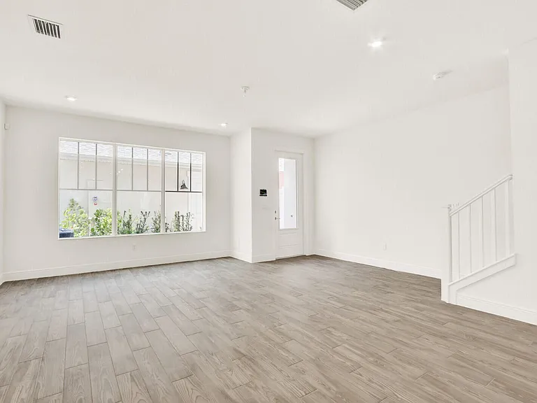 7808 SW Cline St — Photo 14