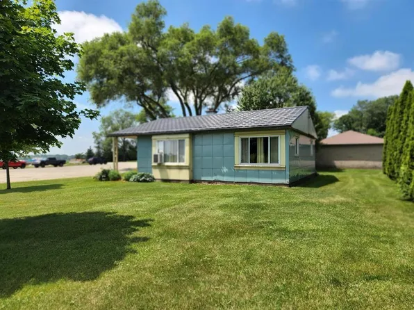 N3233 Seier Road, Fall River, WI 53932