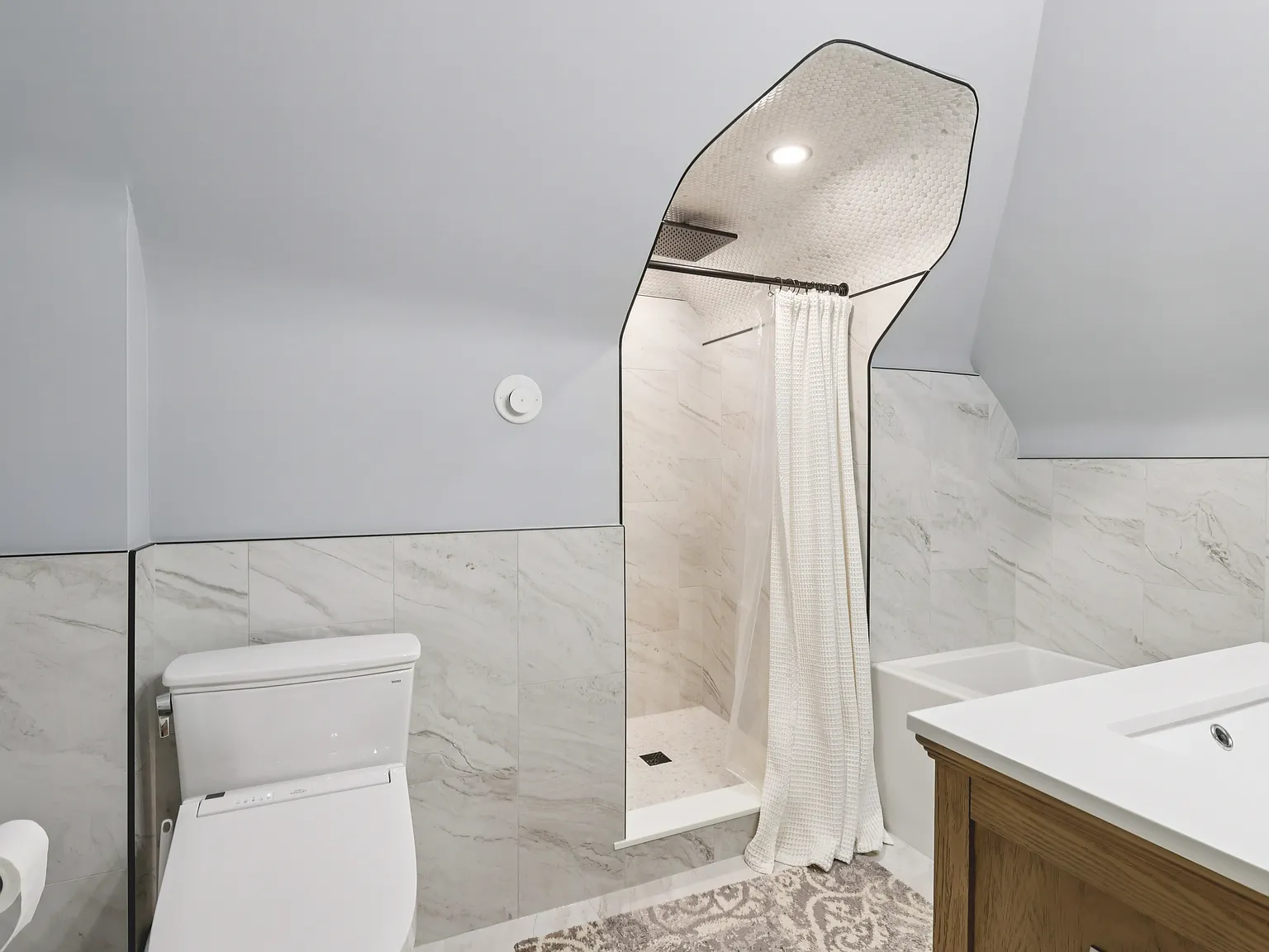 1 bed, 4476 sqft, $1,150 — Photo 2