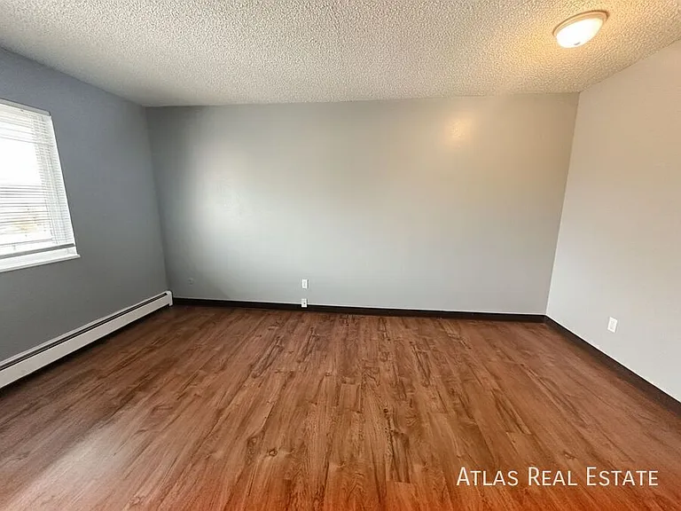 1931 Henderson Ave #12 — Photo 10