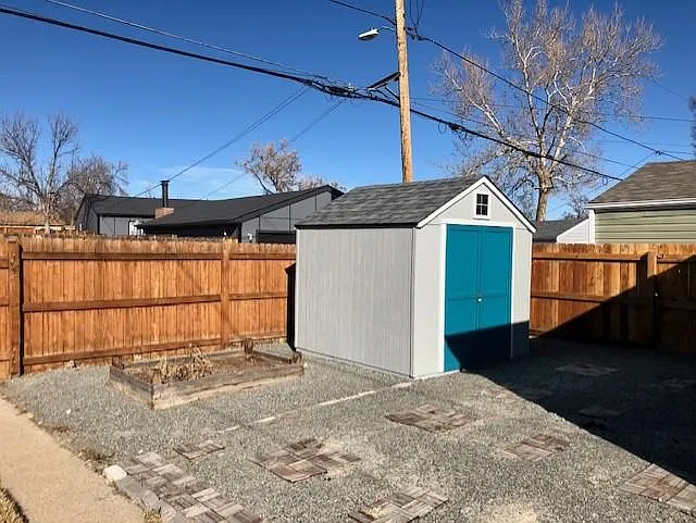 1885 W 49th Ave — Photo 3
