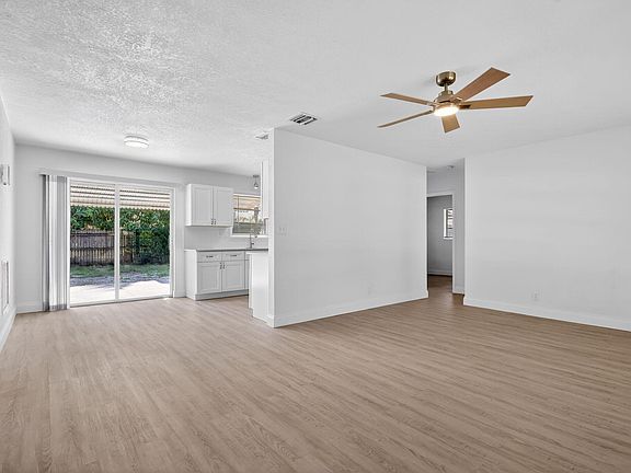 2nd image of 4316 Wilkinson Drive