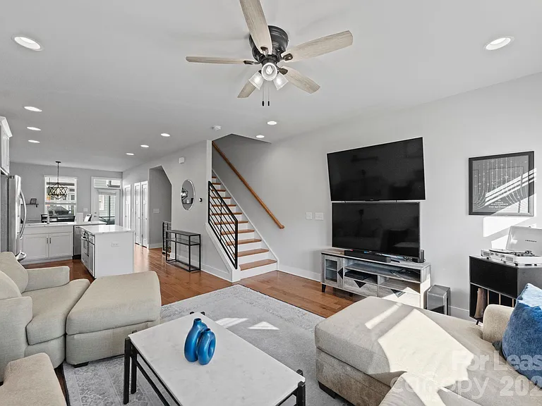 2310 Elizabeth Mill Pl — Photo 9