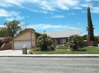 42843 Cinema Ave, Lancaster, CA 93534
