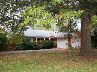 3404 E Oakland Ave, Bloomington, IL