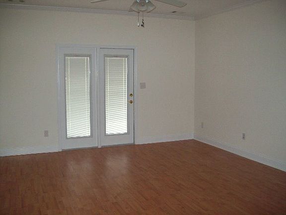 4th image of 350 Spyglass Hill Dr
