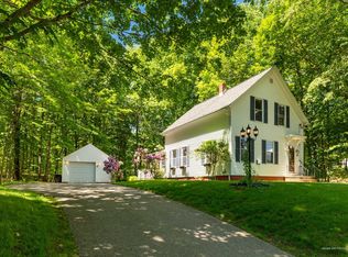 28 Pine St, South Berwick, ME 03908