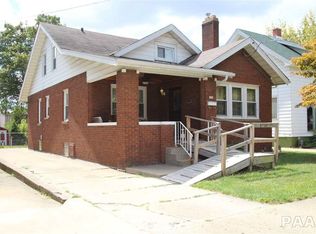 726 E McClure Ave, Peoria, IL