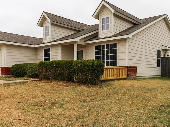4th image of 9812 George Bush Dr