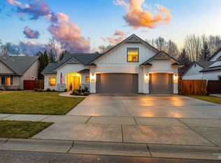 917 N Caledonia Pl, Eagle, ID 83616