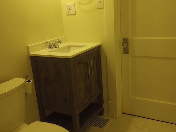 5th image of 2248 Beargrass Ave