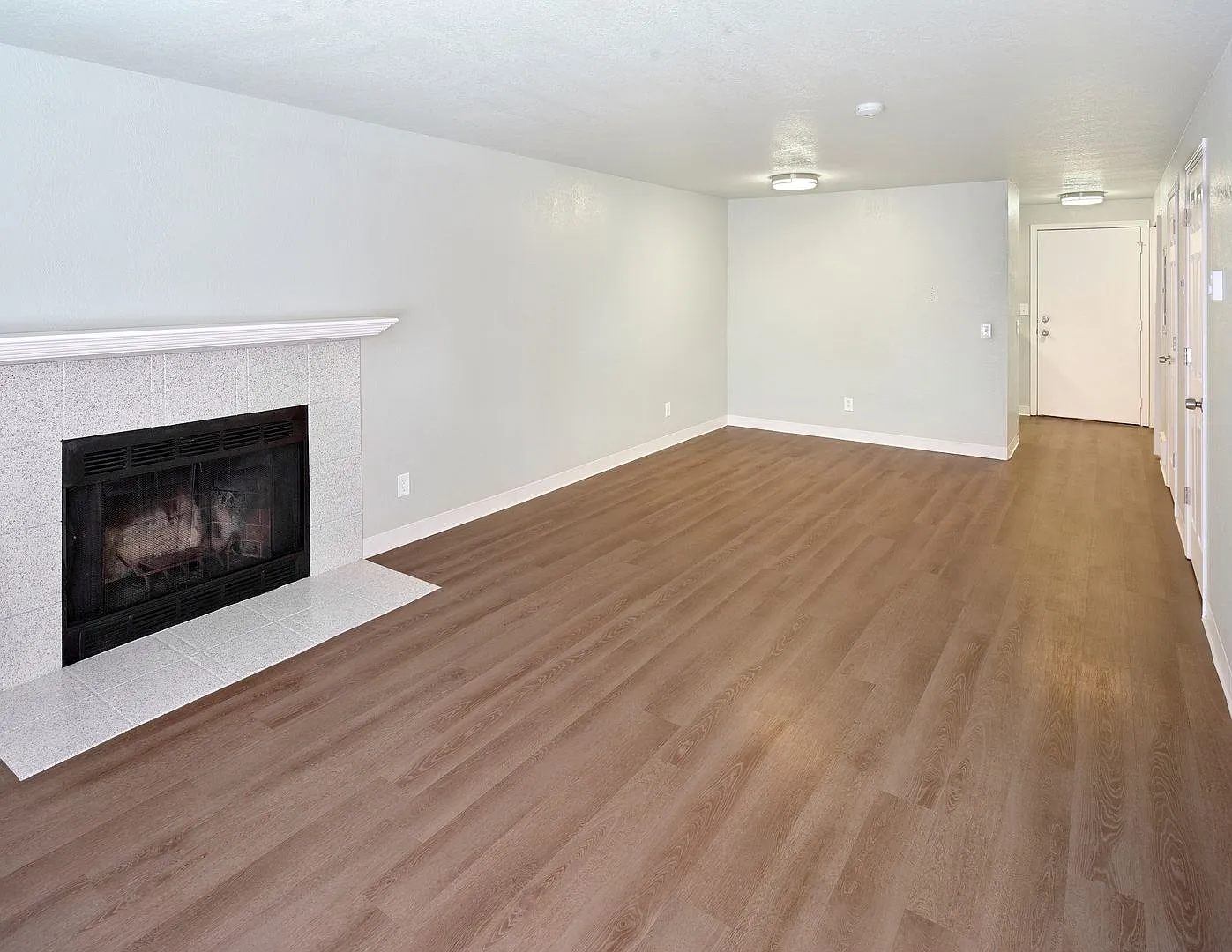 Jo-Al Townhomes — Photo 2