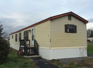 1702 Cambridge Ct, Liverpool, NY 13090