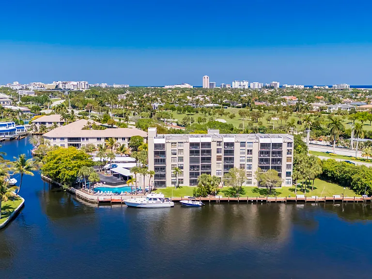 22 Royal Palm Way #606 — Photo 47