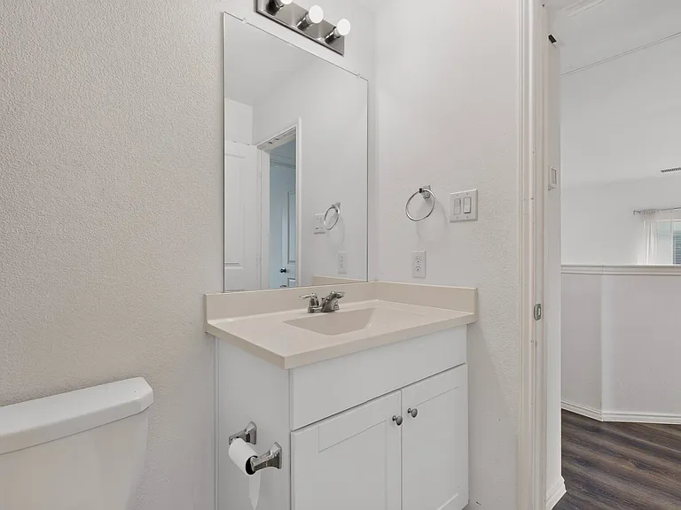 2285 Obsidian Dr — Photo 28