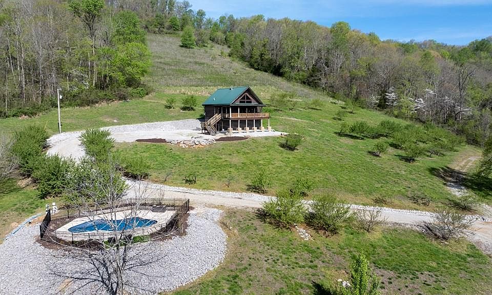1st image of 4818 Ensor Hollow Rd