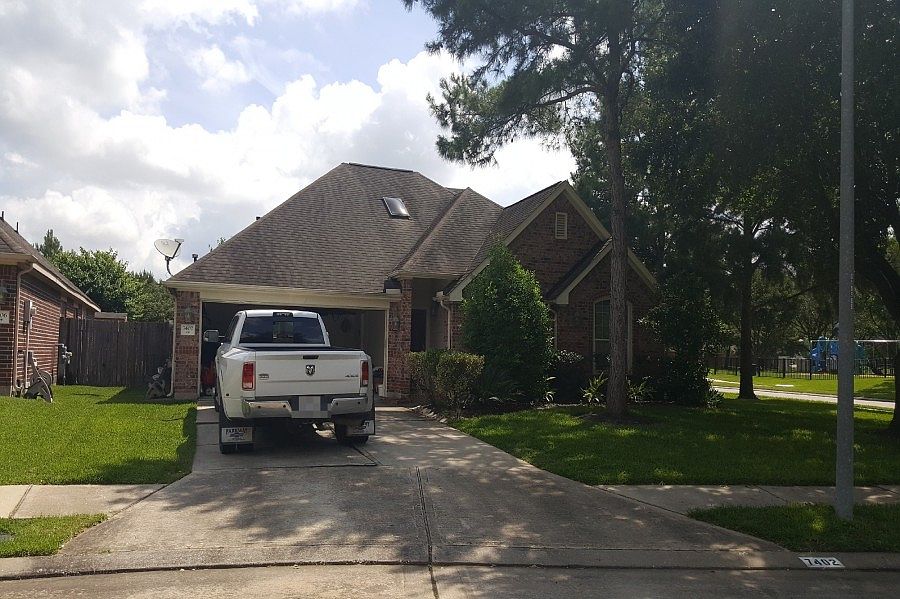 1st image of 7402 Hollow Field Ct