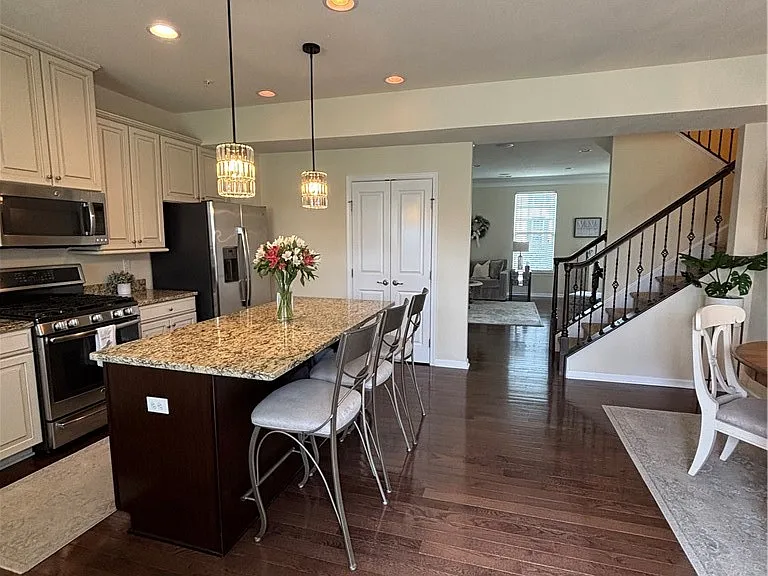 607 Shelley Ln — Photo 19