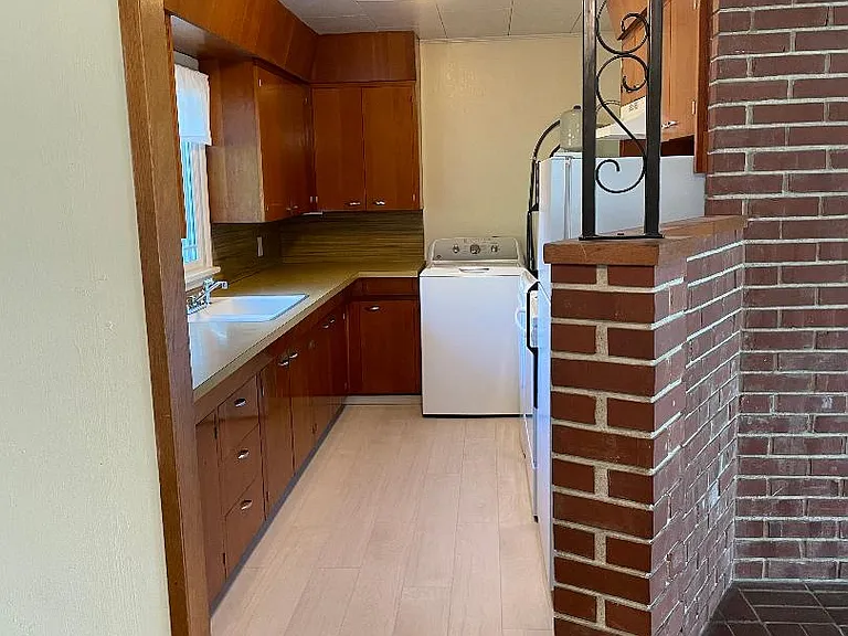 4309 1/2 Maple Ct — Photo 6
