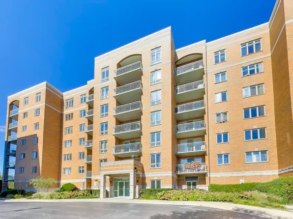 6815 N Milwaukee Ave APT 506, Niles, IL 60714