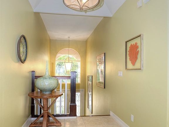 4th image of 5075 Yacht Harbor Cir APT 604