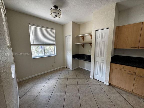 3rd image of 1007 Bamboo Ln