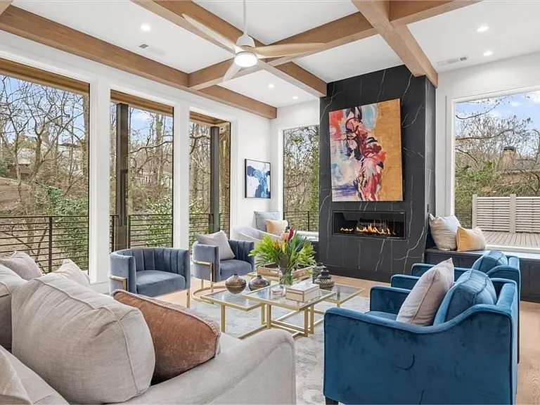 942 Peachtree Battle Cir — Photo 4