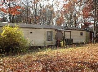 1307 Route 422, Fenelton, PA 16034