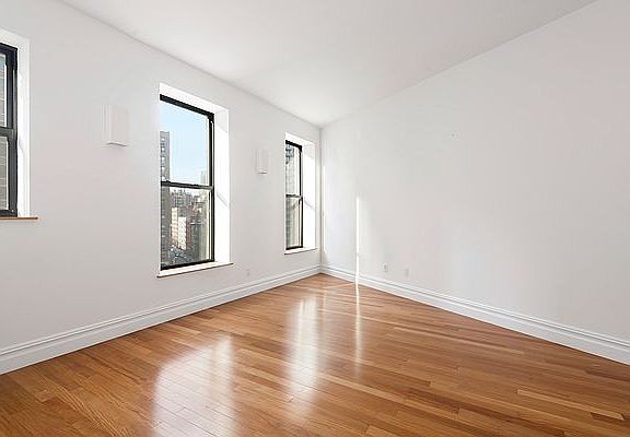 4th image of 154 W 70th St APT 4B