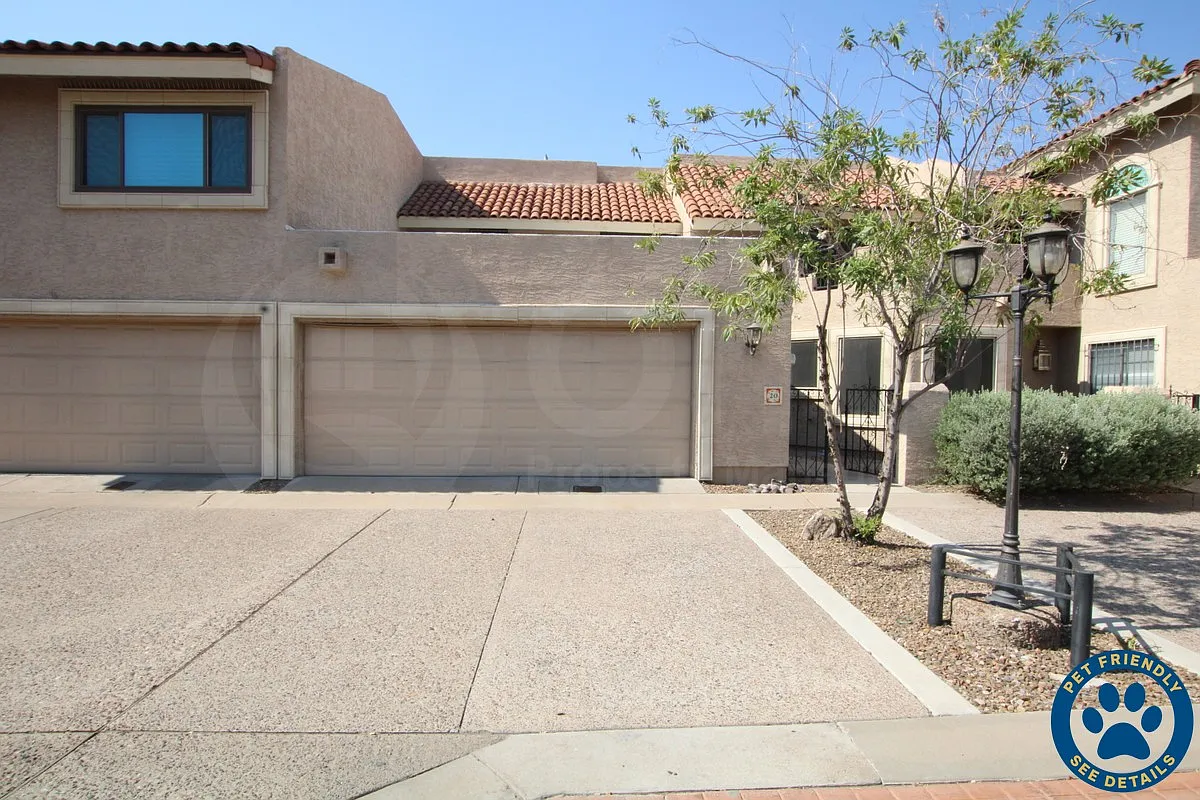3 bed, 2.0 bath, 1990 sqft, $2,999 — Photo 1