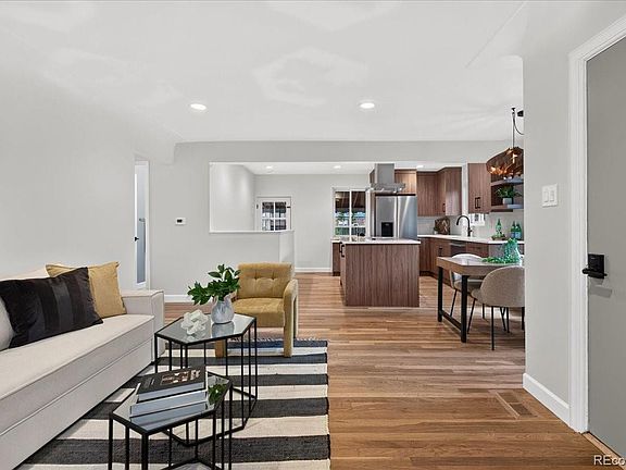 4th image of 710 Dahlia Street