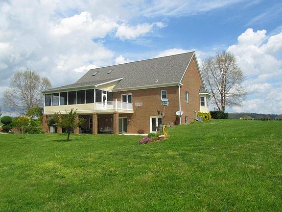 5th image of 106 Duck Pond Dr #106