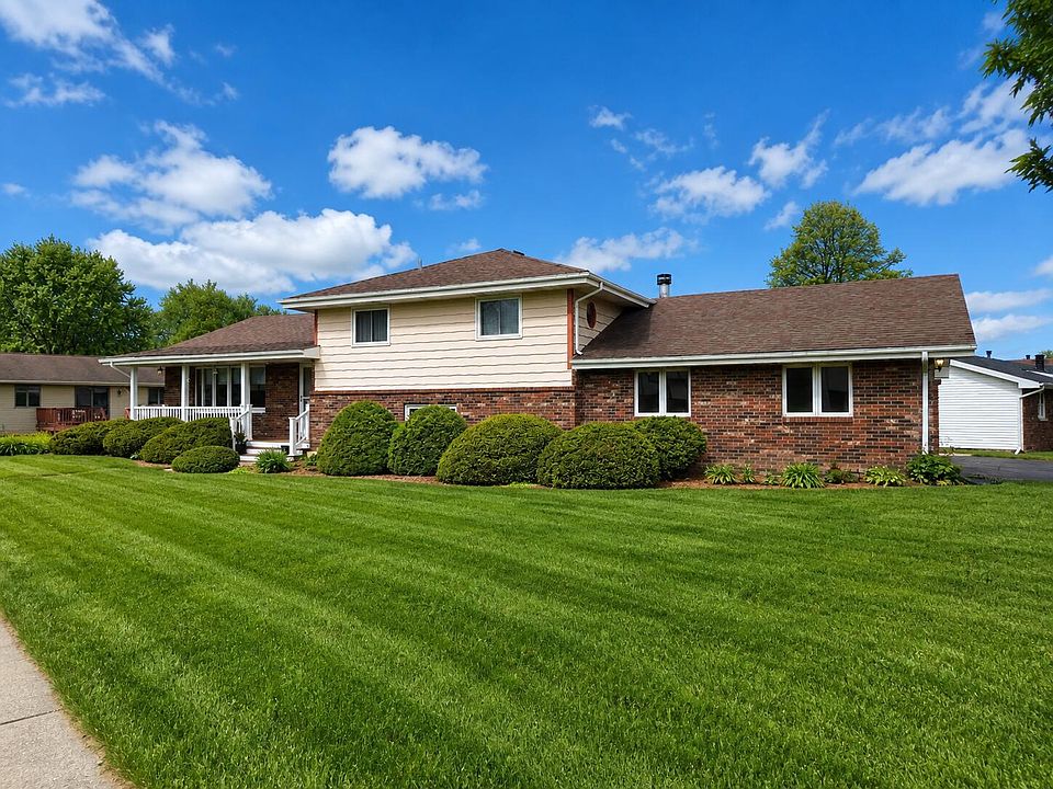 1st image of 2446 Rolling Hill Dr