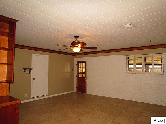 3rd image of 1705 Arcadia Dr