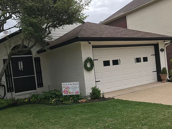 2nd image of 2105 Jasmine Ln