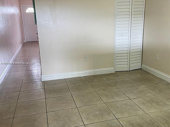 4th image of 200 SW 113th Ave APT 106