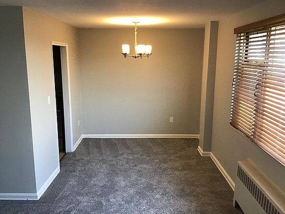 4th image of 11820 Edgewater Dr APT 1022