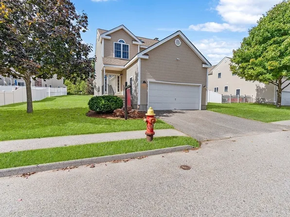 14 Gerry Dr #14, Hudson, MA 01749