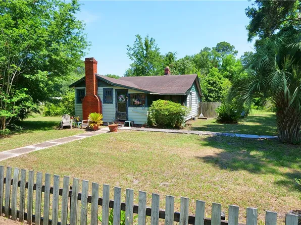 3112 E 3rd St, Brunswick, GA 31520