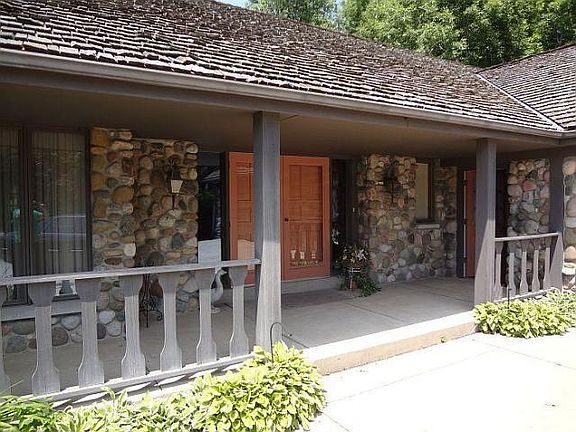 2nd image of 2285 Hammock Hill Ln