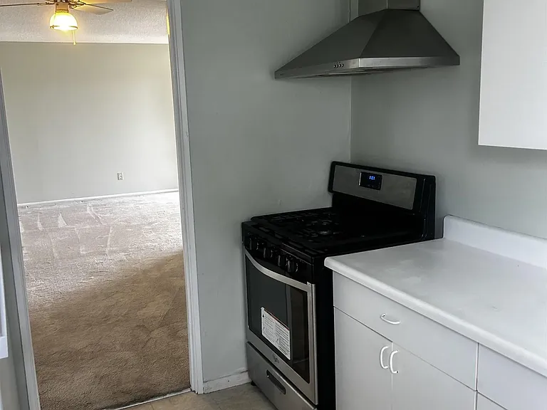 3142 Luna Ave — Photo 9