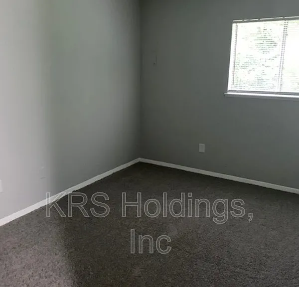 1215 Nelson St #D — Photo 5